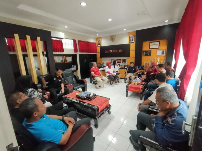 Bersama Kadispora NTB menerima Kunjungan TIM DBON KALTIM di Ruang Kerja KADISPORA NTB, Jumat 8 Maret 2024